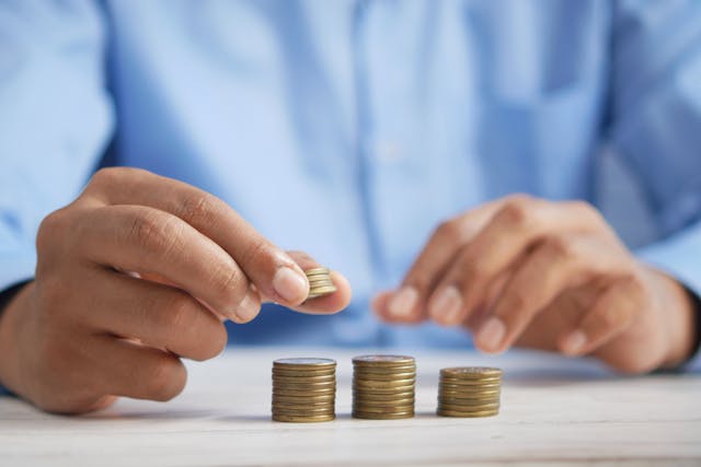 Net SIP Inflows Touch Record Rs 2 Lakh Crore in FY26