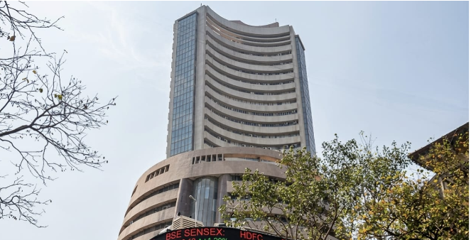 IT Rally Lifts Sensex and Nifty as Indian Markets End Higher