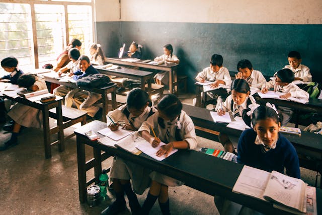 Government School Enrollment Falls to 49.24 pc in 2024–25, Private Sector Expands