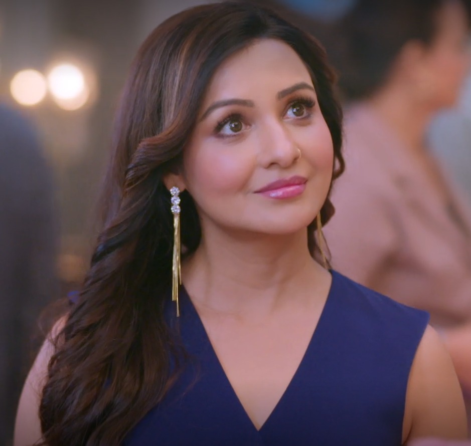 I couldn't have asked for a more fun entry says Chhavi Pandey on her entry on a two-wheeler in Sony SAB's Yaadein
